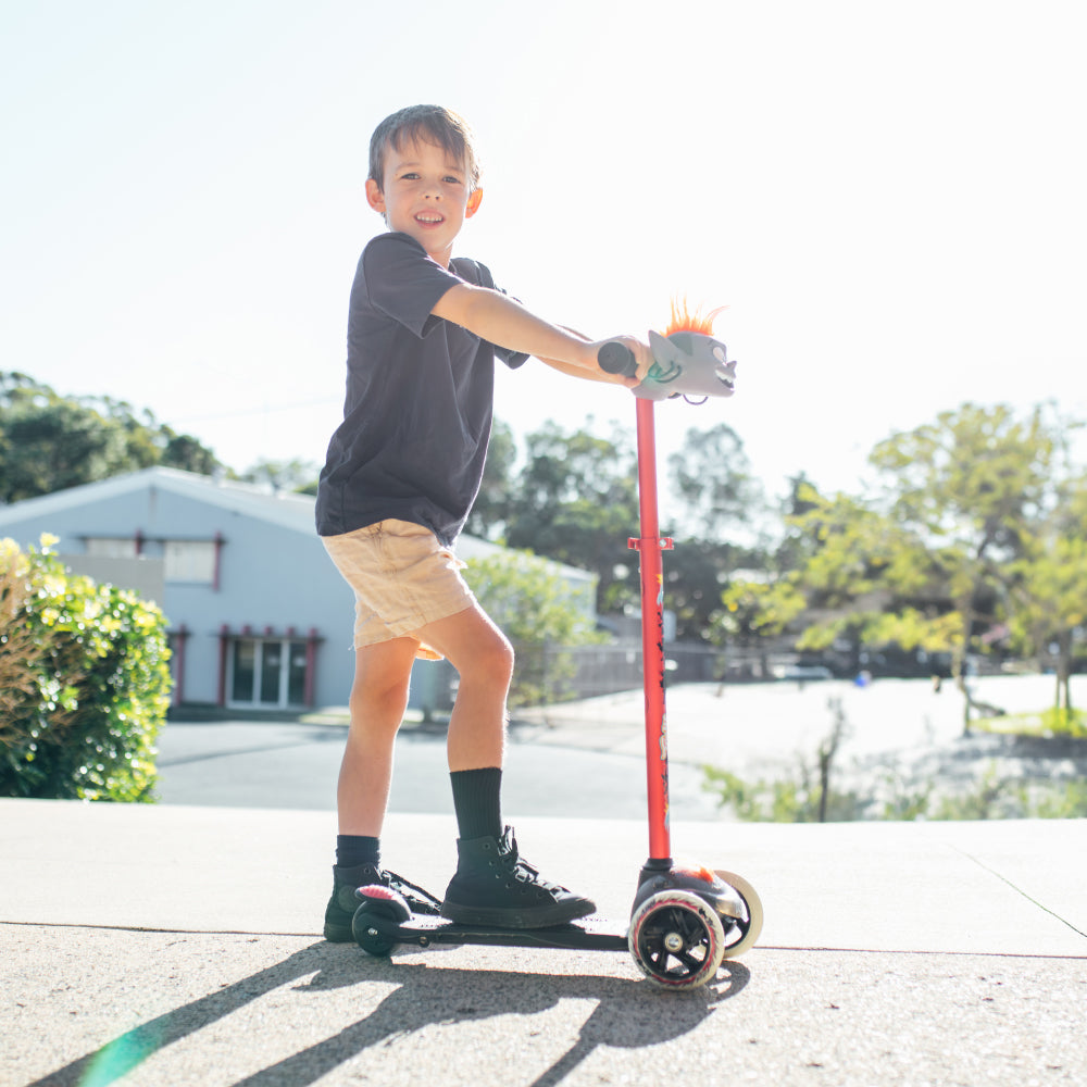 TROLLS Barb - 3 Wheel Kick Scooter